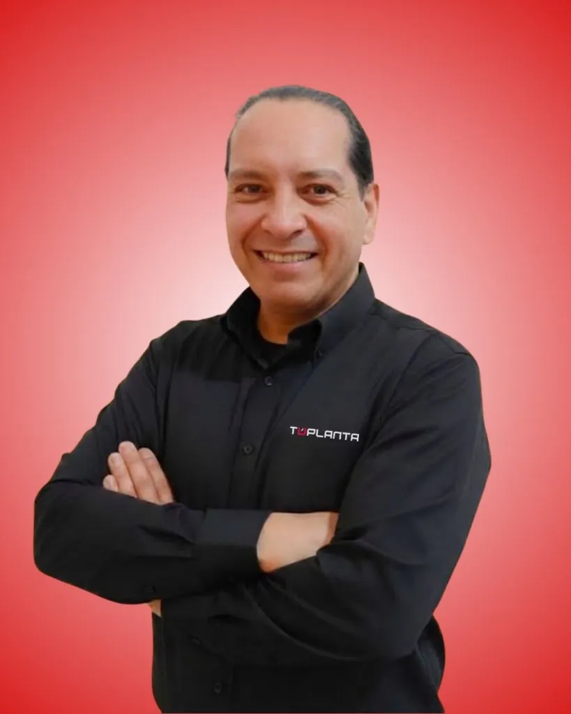 Julio Pacheco - Consultor Calificado Tu Hogar Solar